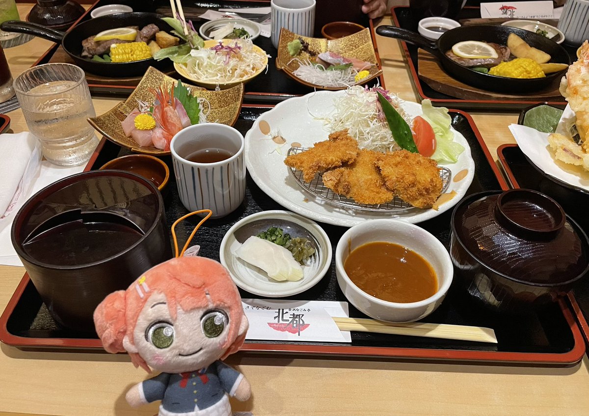 今晩はちょっとした会食に🍽️

せっかくだしポムちゃんも連れてきた🎀笑

#moipon