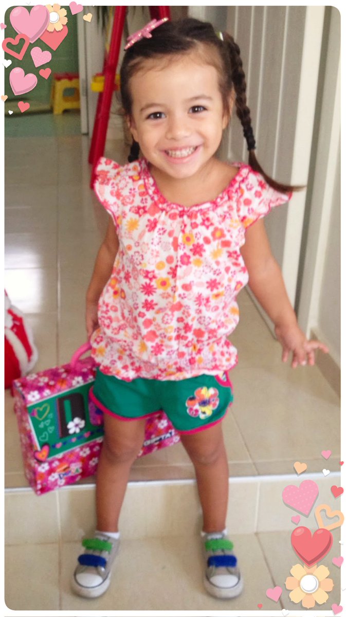 Bir fotoğraf karesi… Selin’imin okul ile tanıştığı ilk gün. 🤍🤍🤍

Bugün elinde yeni ders kitaplarıyla, hayalleriyle 11. sınıfta olması gerekiyordu.

Ama bırakmadılar. Çünkü İsias'ı yaratan tüm katiller onun okuluna başlamasına izin vermedi.
Mutluluğumuzu bizden çaldılar!