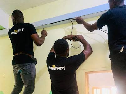 wicrypt's tweet image. Every time you set up a Wicrypt Gigabit Router, it’s more than internet.
It’s a student attending class online.
It’s a trader making payments smoothly.
It’s a family staying connected.
That’s how real change starts with connectivity.
#WiFi #connectivity #internetsolution