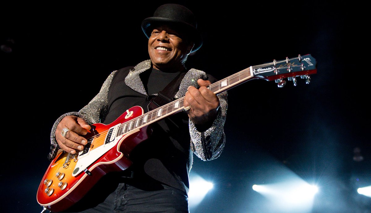 NEONSUNMJJ15's tweet photo. A year ago today, Tito Jackson sadly passed away, Papa T was so cool, he is truly missed X #TitoJackson #OneYearAnniversary #PapaT #TheJacksons #TheJacksonFamily https://t.co/NyJ56eXmpv