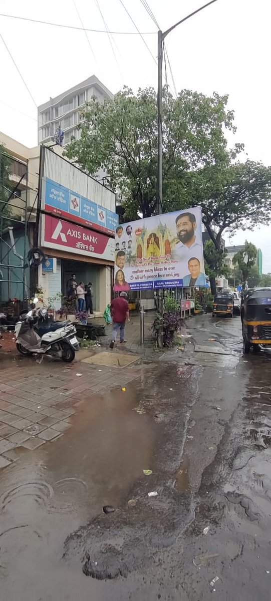 <a href="/mybmc/">माझी Mumbai, आपली BMC</a> <a href="/mybmcWardHW/">Ward HW BMC</a> <a href="/MumbaiPolice/">मुंबई पोलीस - Mumbai Police</a> <a href="/AddlCPWestMum/">Addl. Commissioner of Police, West Region, Mumbai</a> <a href="/BandraPS/">वांद्रे पोलीस ठाणे – Bandra PS Mumbai</a> political banners dangerously placed on Hill Rd. If you file FIR on the people concerned we would be able to put a stop to this. Filing on unknown persons is the understanding you have with politicians for continuance.