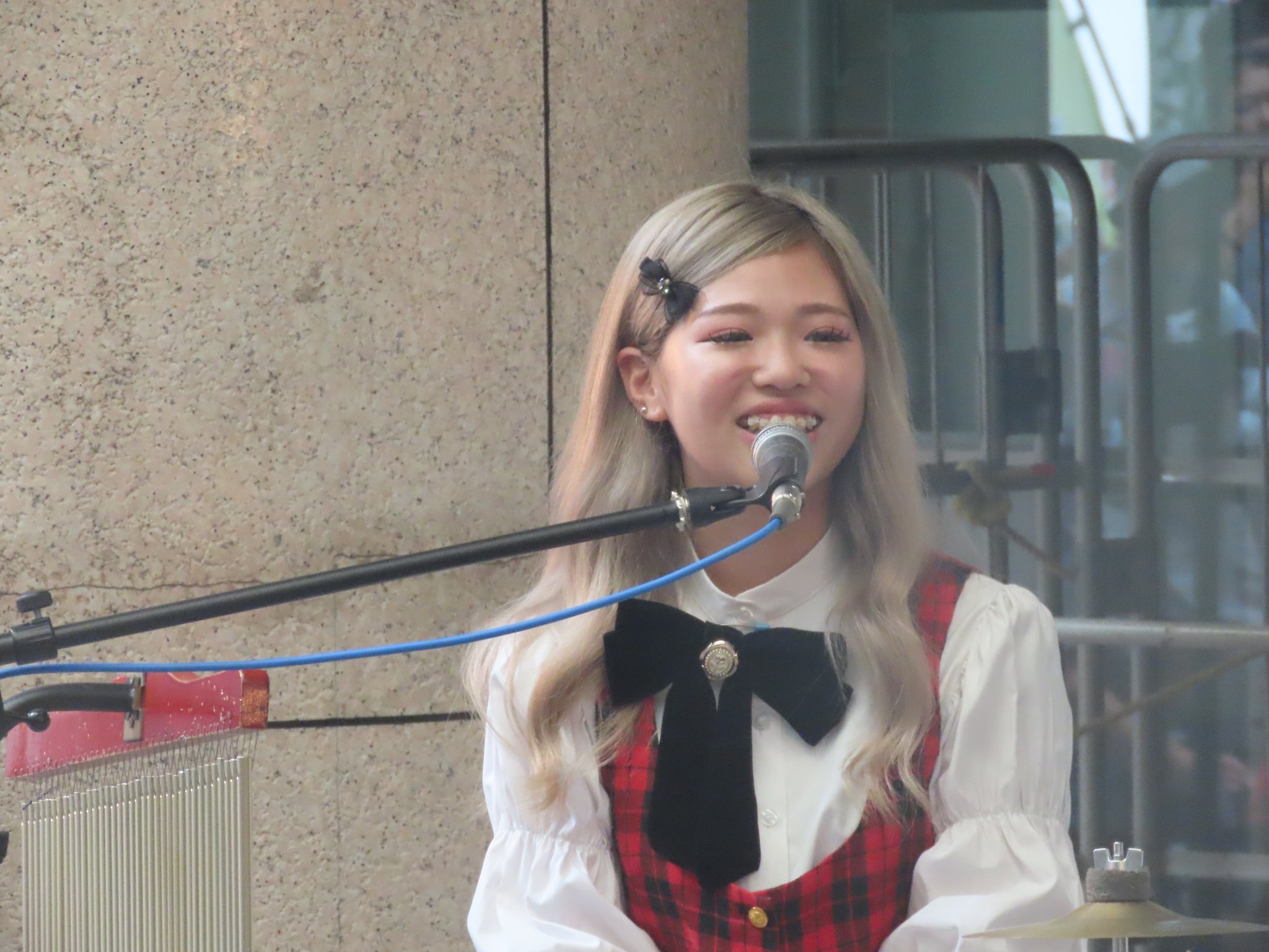 芸術の秋❣️音楽会・発表会に❣️MUSICベルGold27音❣️ケース付き‼️美しい響‼️ ハニーゴールド - Search / X