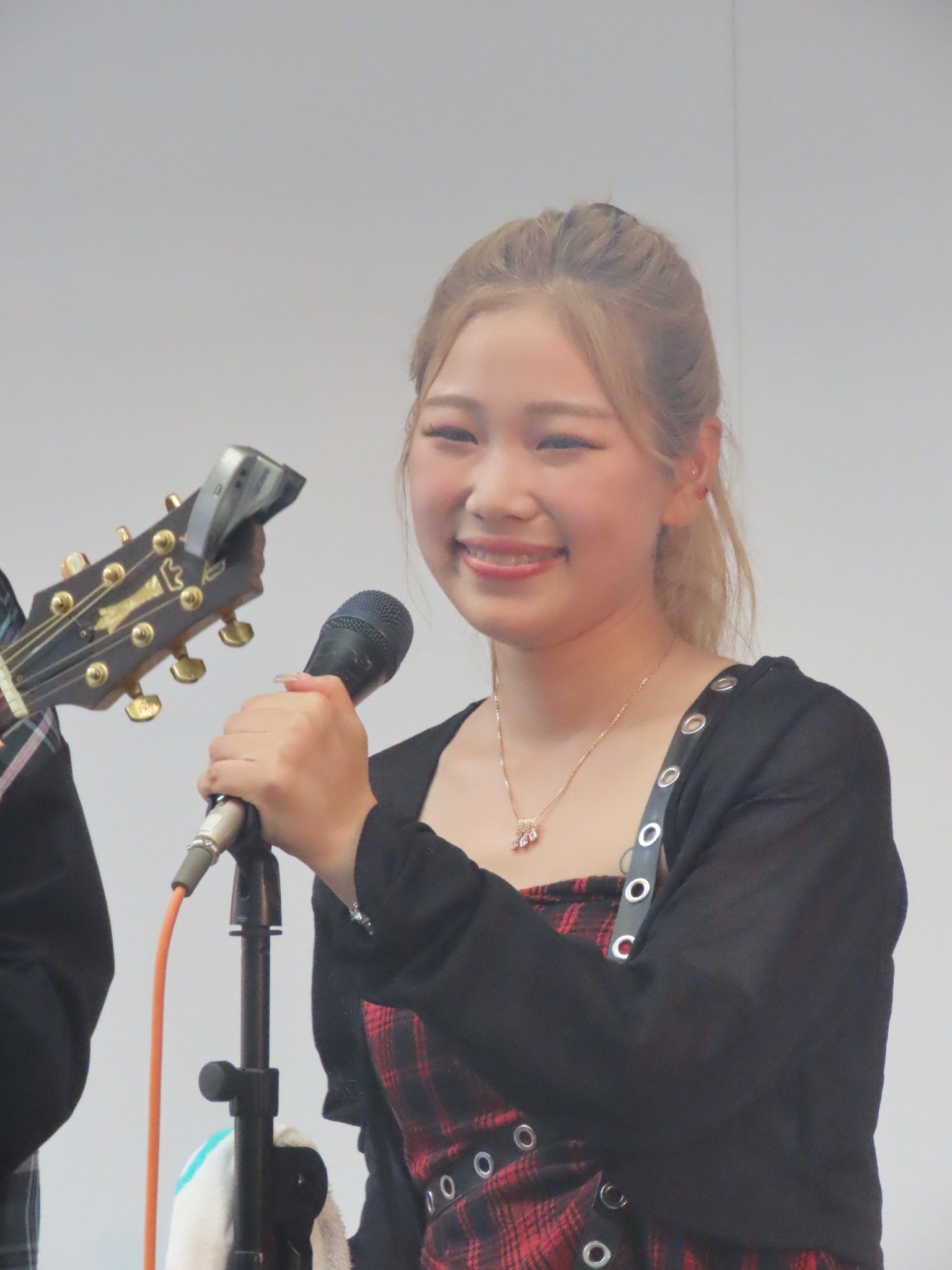 芸術の秋❣️音楽会・発表会に❣️MUSICベルGold27音❣️ケース付き‼️美しい響‼️ ハニーゴールド - Search / X