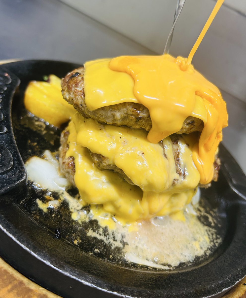 toma___oni's tweet photo. coming soon……🧀🧀 https://t.co/eyfkKiK9RQ