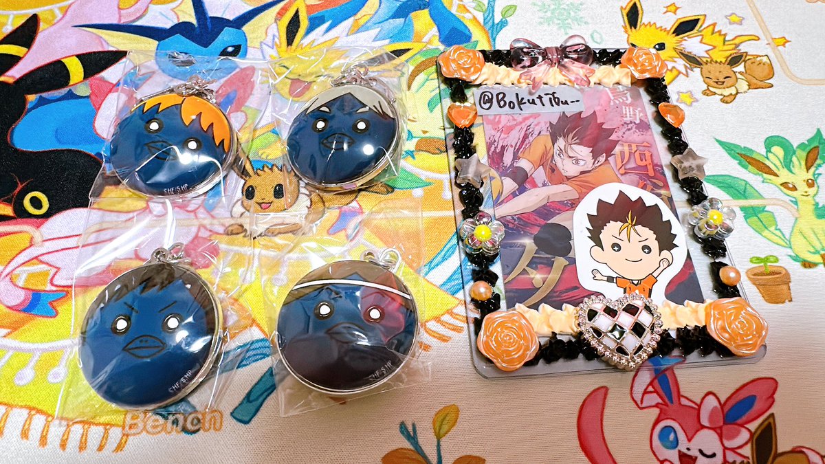 【交換】ハイキュー！！坂ノ下商店 マルイ ガラスキーホルダー カラスノガラス

《譲》画像のもの￤日向翔陽/菅原孝支/澤村大地/東峰旭

《求》西谷夕

郵送のみ📮
検索からでもお気軽にお声かけ下さい。
よろしくお願い致します。