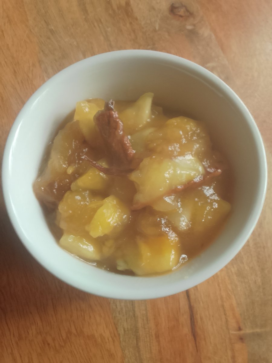 HomelEssdocCAN's tweet image. Friends, I still believe that there is so much is possible - when we pour our heart into impossible.

Sharing results of my  &quot;stone soup&quot; cooking (fish curry w/can fish, banana flower curry, mango chutney w/cinnamon &amp;amp; cardamom):
#DoctorsWhoCook #ImpossibleIsPossible