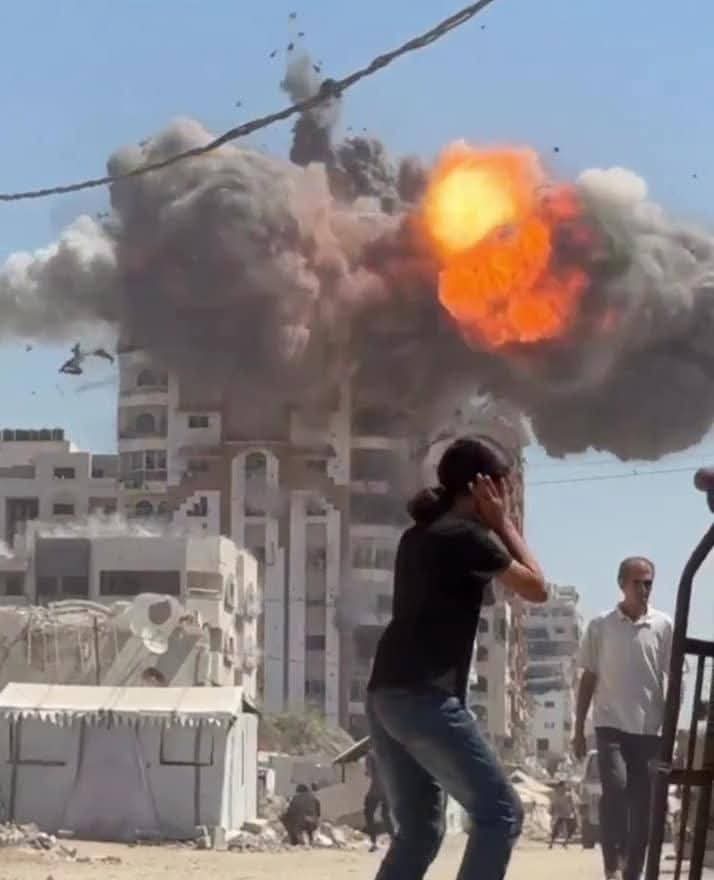 abdalah650000's tweet image. How long will this pain last?
#GazaGenocide 
#GazaFamine 
#SaveGaza