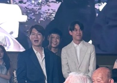 焼肉💜💚 tweet media