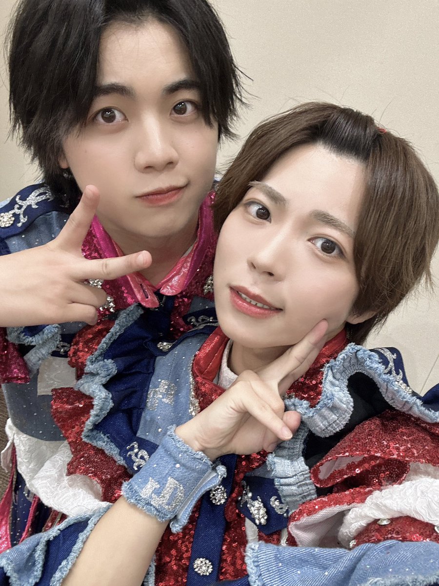 2shot撮影会in福岡ありがとうございました🍜❕

ライブおやすみしちゃった分もみんなと楽しむぞーって気持ちだったんですがほんとに楽しい1日になりました☺️💓
遊びに来てくれたみんなありがとう🎶

絶対また福岡で元気にライブする🎤‼️約束‼️

ポンパなぎぱち🩷❤️