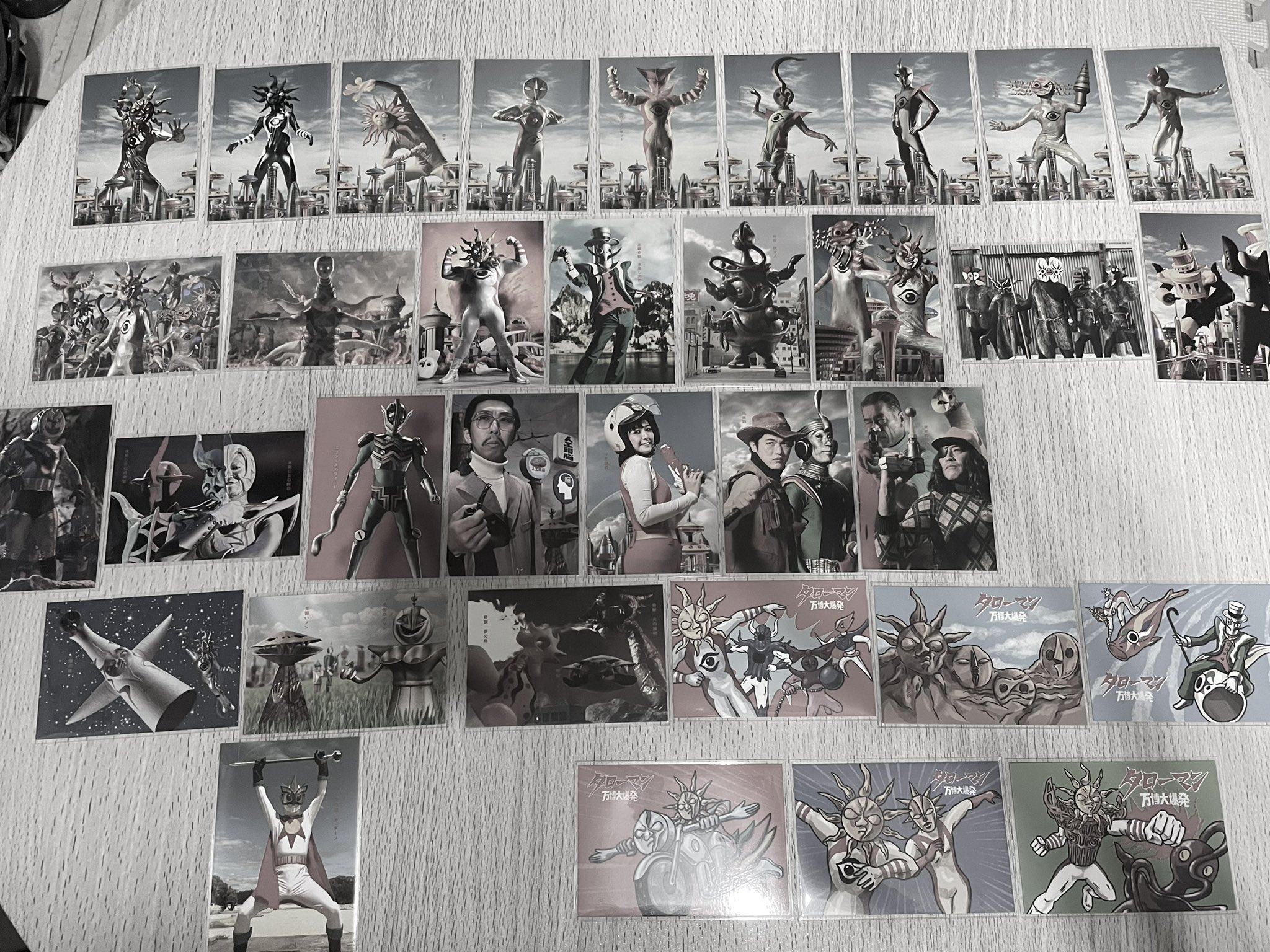 タローマン万博大爆発カード３３枚３３種 タローマン万博大爆発カード33枚33種 タローマンカード 大