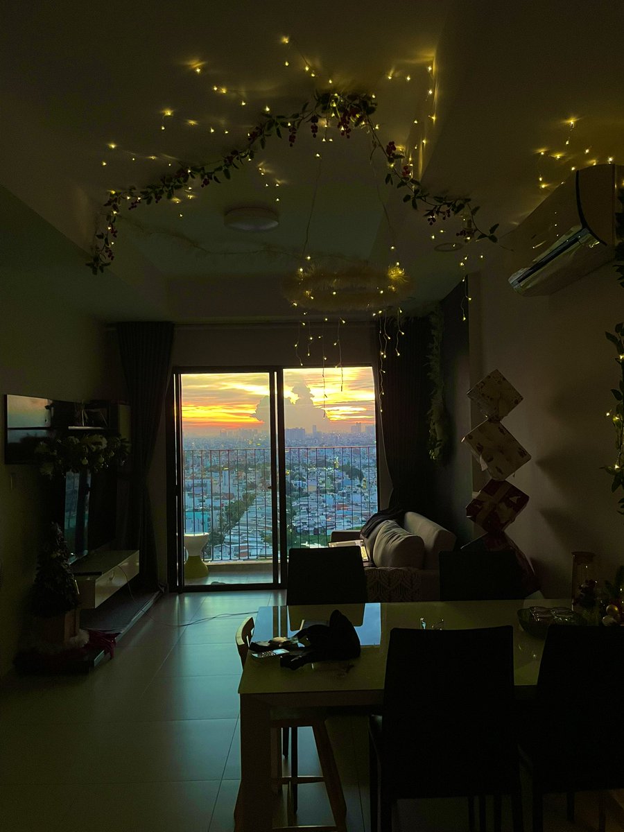 Pine_Script_'s tweet image. Thanks Monero. Merry Christmas Vietnam
