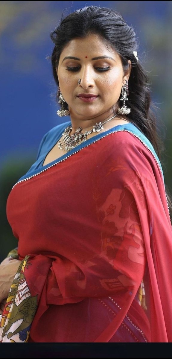 Image Singer Mangli — The Most Beautiful & Dynamic Voice of Indian Folk Music