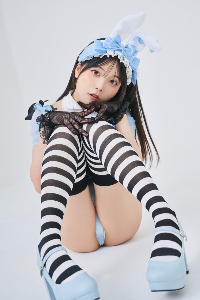 姫綺みみこ💫コミケ2日目/南d38abさんのエロ画像、2025年09月15日20時07分40秒に投稿