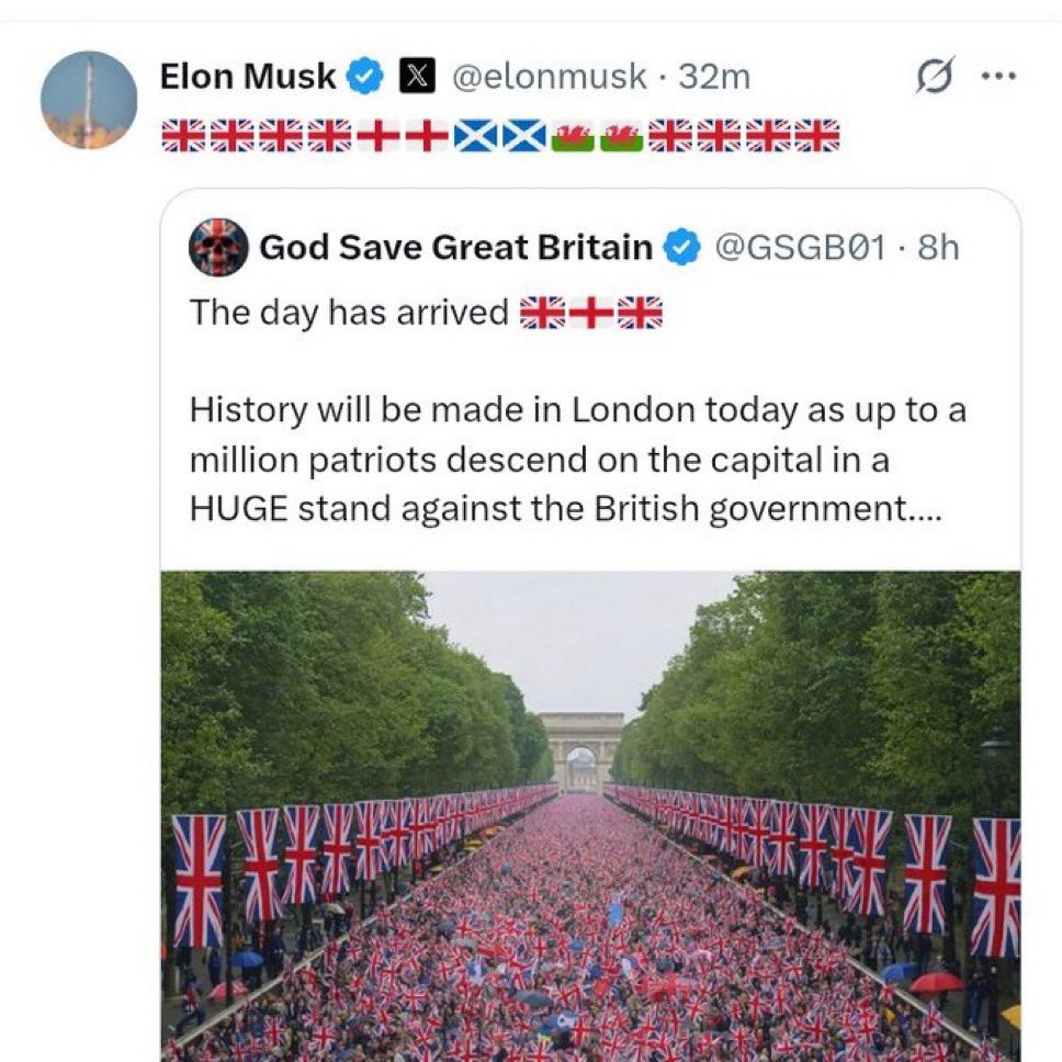 supertanskiii's tweet image. That’s Paris, you Putin gobbling fuckwit.