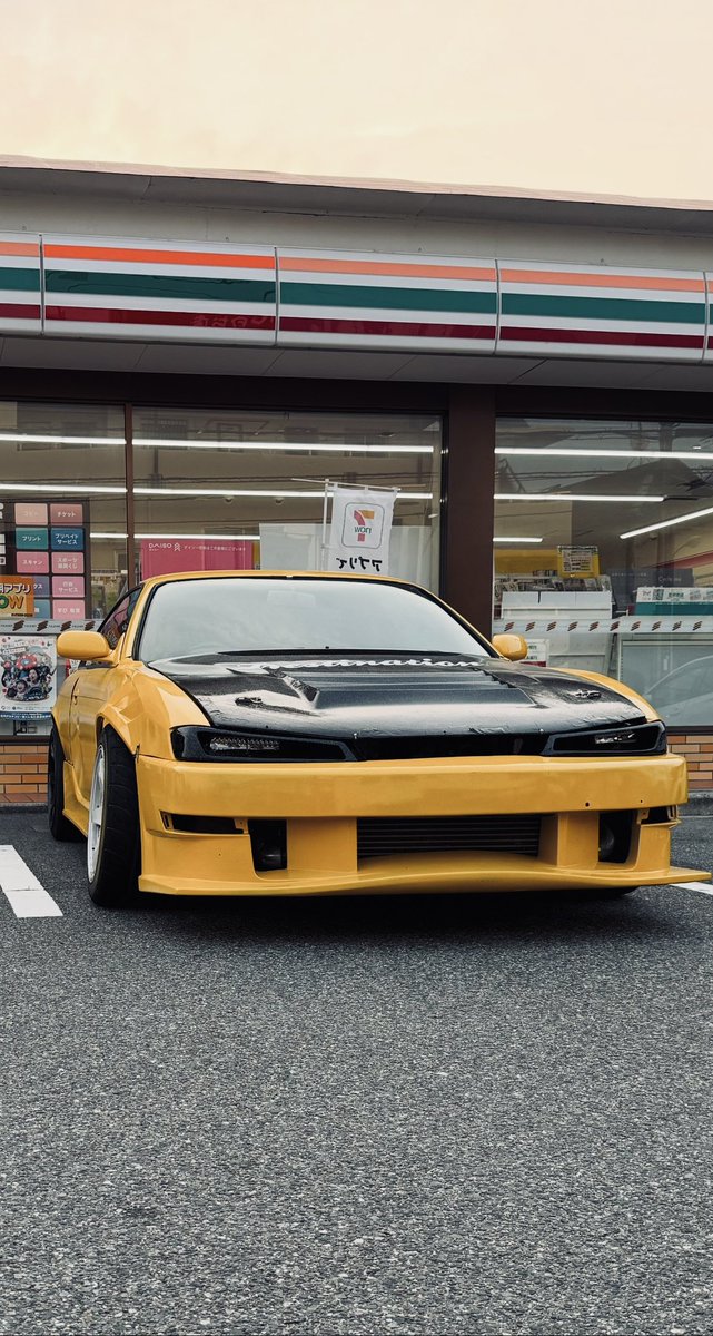 俺の中でめっちゃ印象に残ってる当時中学生でオートメッセ見に行ってずっと脳裏に残ってた