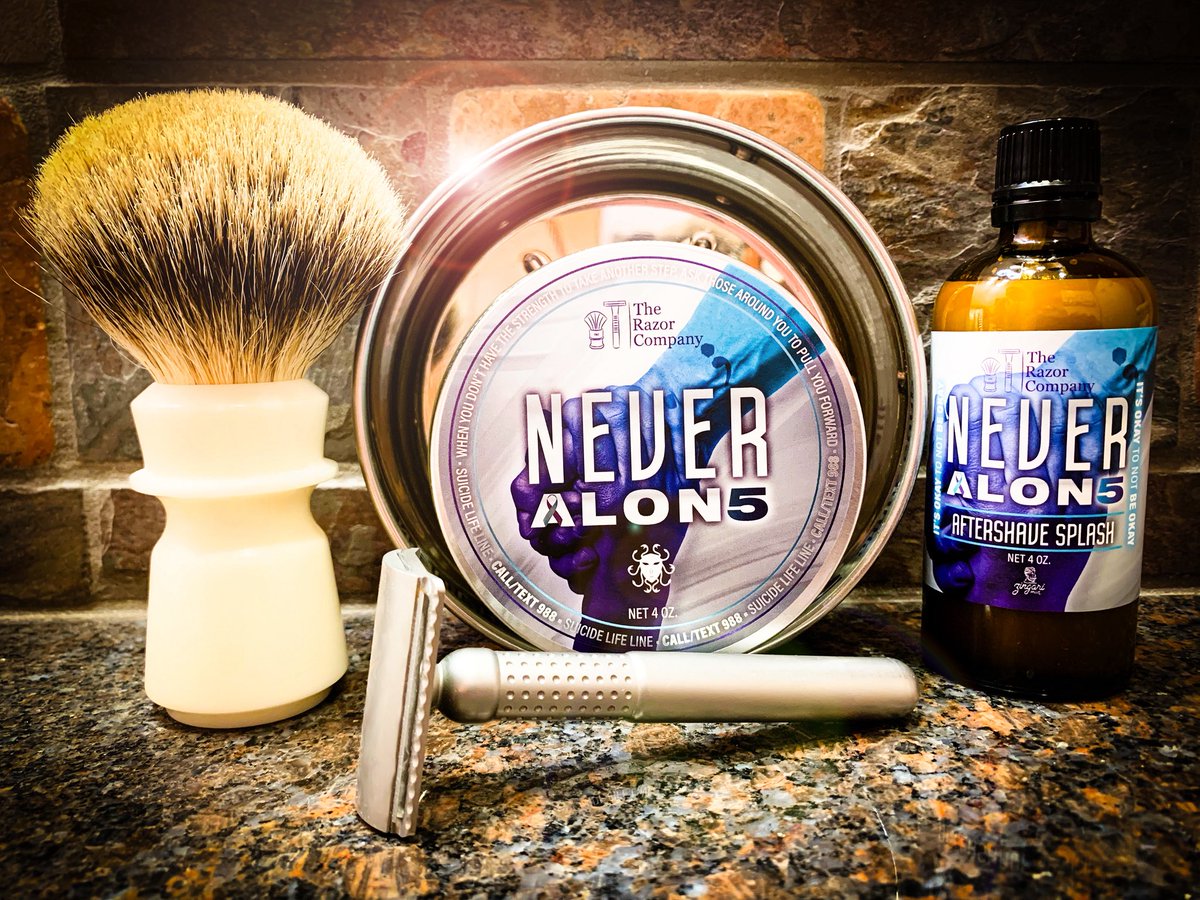 SOTD Tatara Masamune Nodachi 
Ariana&amp;Evans/TheRazorCo. - Never Alone 5
HC&amp;C Stainless Steel Shave Bowl 
Trotter Handcrafts 26mm
<a href="/tatara/">多々良直治 / Naoharu TATARA</a>.razors 
@ariana.evans.thebrand 
@therazorcompany 
@hendrixclassics 
@trotterhandcrafts
