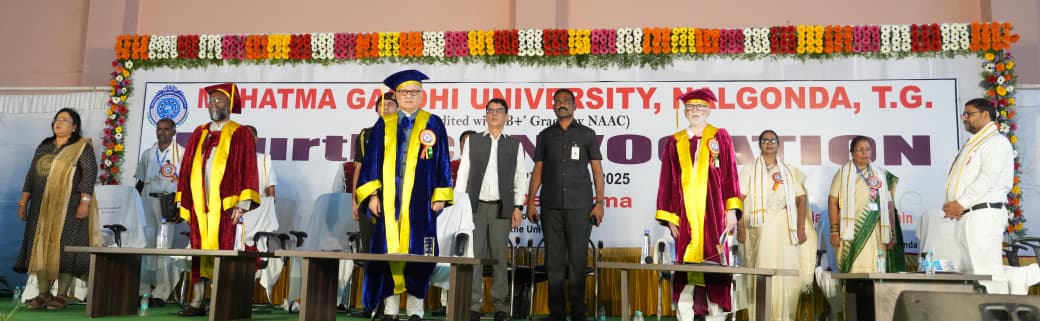 tg_governor's tweet photo. The Hon’ble Governor of Telangana and Chancellor, Sri Jishnu Dev Varma, presided over the 4th Convocation of Mahatma Gandhi University, Nalgonda. 
On this occasion, the Hon'ble Governor awarded degrees to graduating students and congratulated them on their achievements. https://t.co/j9sh21xpqm