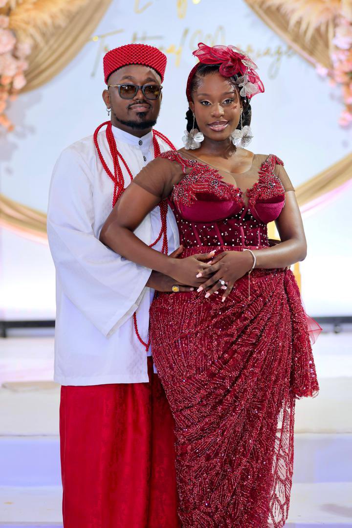 YkeeBenda's tweet image. I have so much to say but thank God I have forever ♾️ to go, I am gonna make this woman proud to call me Husband.

Thank you Jesus 🤍