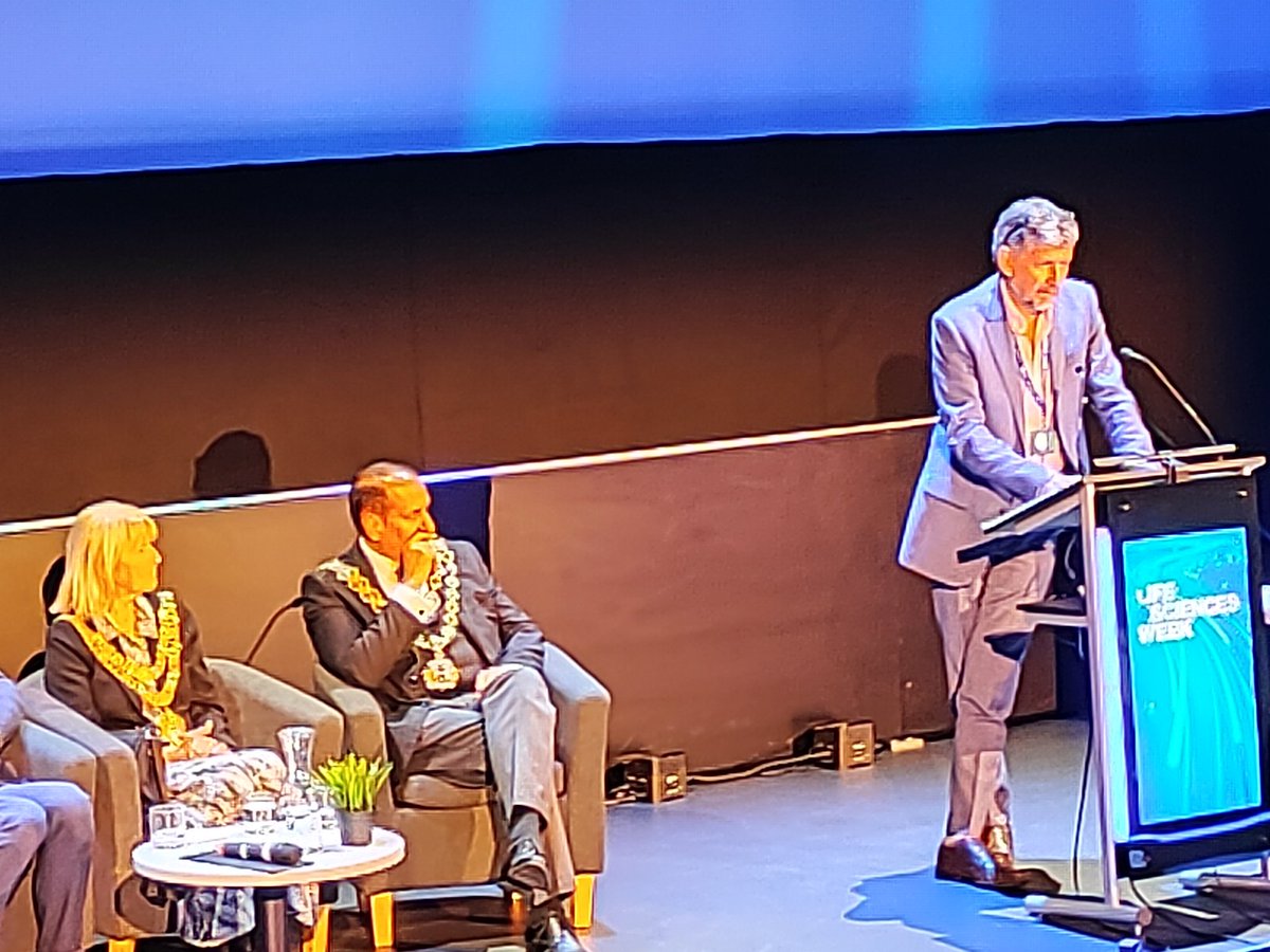 John McGrath, NHS England adviser &amp; robotic surgery lead, just gave a powerful keynote. Robotics &amp; digital surgery are going to play huge roles in equitable patient access across the UK. #LifeSciencesWeek #HealthInnovation
#LSW25 <a href="/davidkidney/">David Kidney</a> #WestMidlands