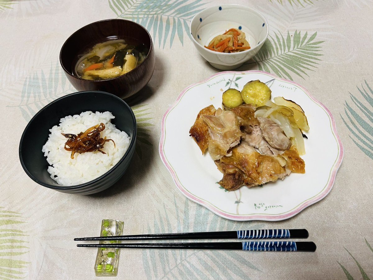 夏ラでもらった箸置き
with実家ごはん　ｵｲｼｰ

感謝
<a href="/15q_marshall/">まーしゃる/すいか</a>