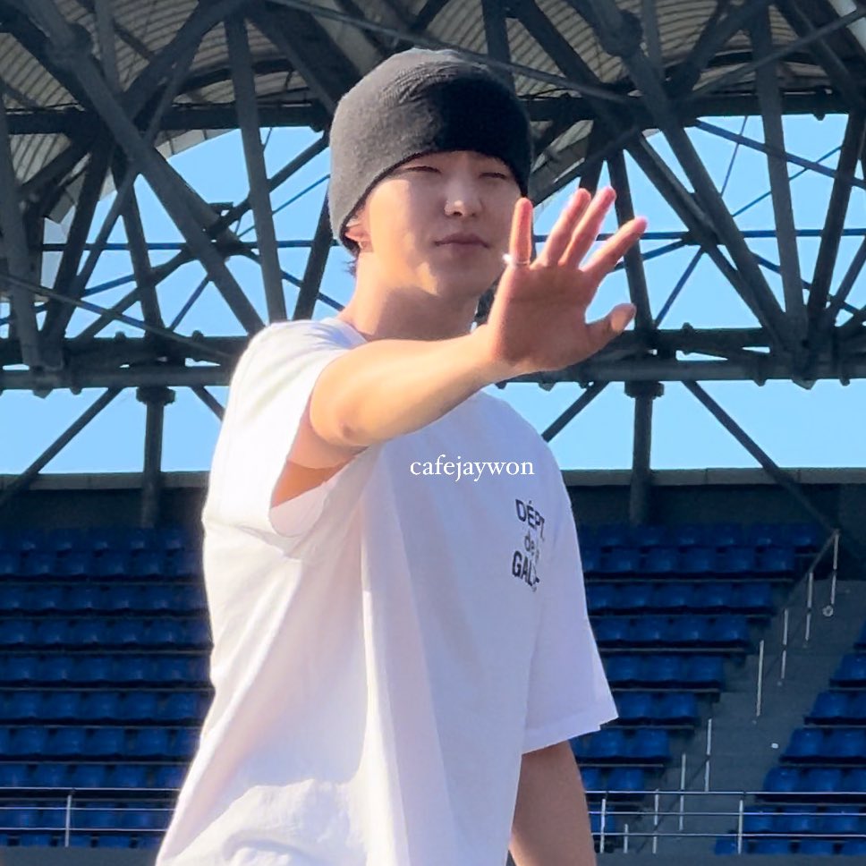 cafejaywon's tweet photo. definitely not a goodbye, but a see you later.

serve well, our soonhoon. 😊 https://t.co/mv0lhzLCXA