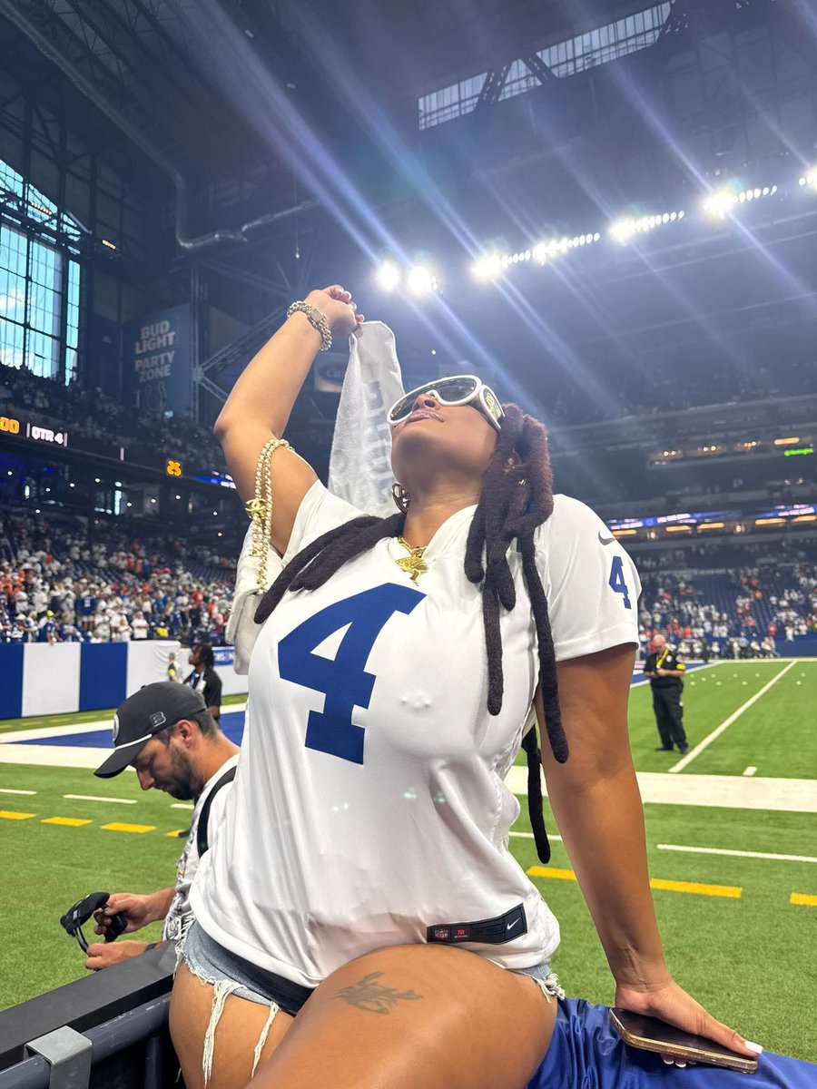 DanielleJe62296's tweet photo. We won 🏈
#Colts 
#ColtsNation https://t.co/3cItCLNHSH