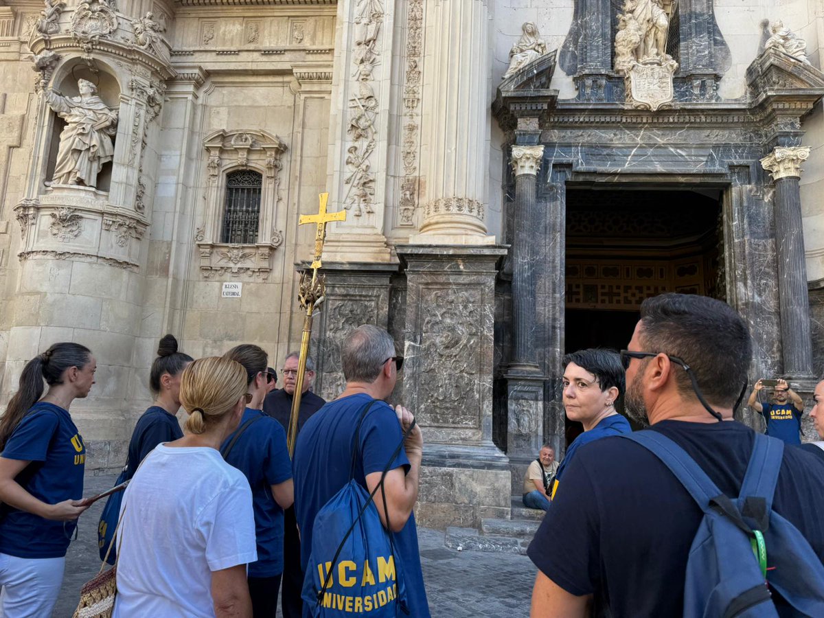 📸 Miembros del personal de Administración y Servicios de la <a href="/UCAM/">UCAM Universidad</a> han peregrinado esta mañana a la Catedral para ganar las indulgencias plenarias en este Año Jubilar.