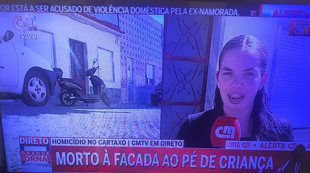 Xocolatetuga's tweet photo. Nepalês mata português a facada.
Os abrileiros estão caladinhos https://t.co/314fDqVZwa