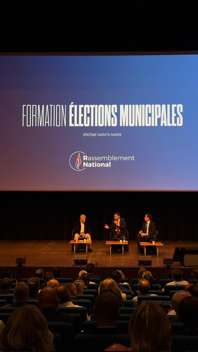 Celine__Lagarde's tweet photo. ✨ Merci les #Estivales de Bordeaux.
C'était un week-end studieux et enthousiasmant. Le #RN est prêt à gouverner à chaque échelon électoral.
En avant pour les Municipales 2026 !
🇨🇵 Le changement n'attend plus ! https://t.co/g1xbU9itoc