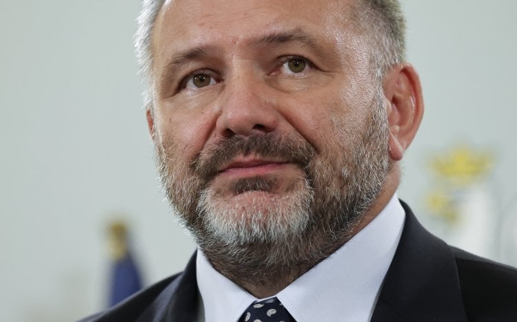 Żurek idzie za ciosem - odwołuje ostatnia grupę prezesow sadow z nominacji Ziobry - brawo - kacapy znaja tylko argument sily ✌️