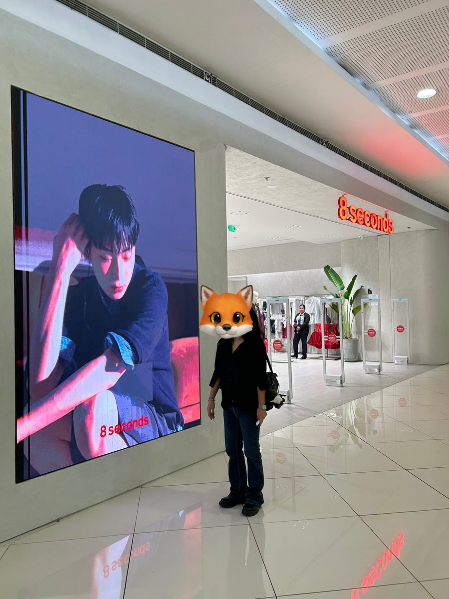 Line_carts's tweet image. Super late BUT WTF ANG POGI NI SUNOO🙉