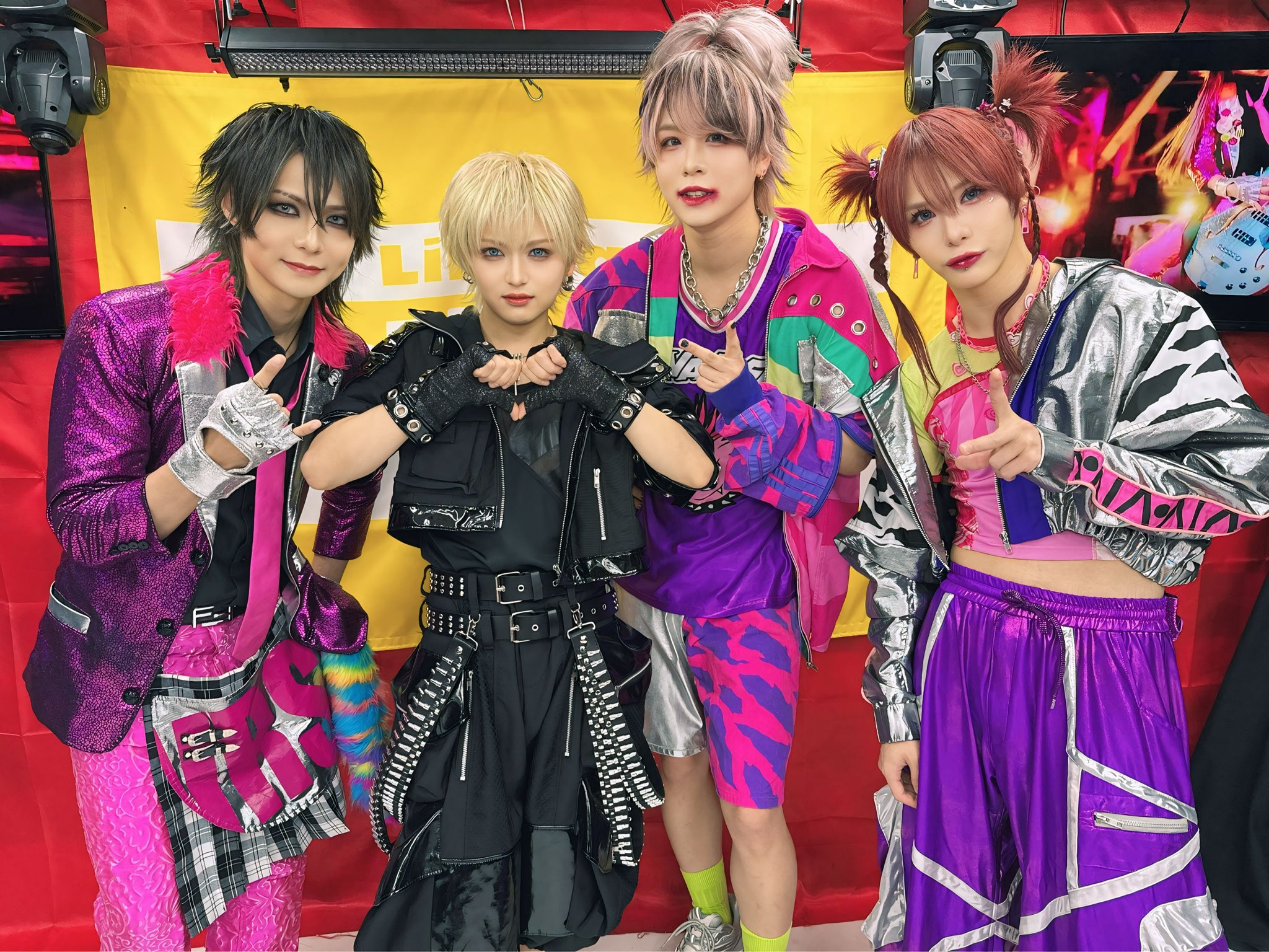 ビバラッシュOFFICIAL (@vivar_official) / X
