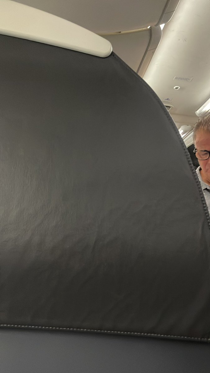 BoomerFNPayne's tweet image. Goodbye Newark, NJ. Let’s go to Dallas, TX home of #Mamasita #NotFirstClass