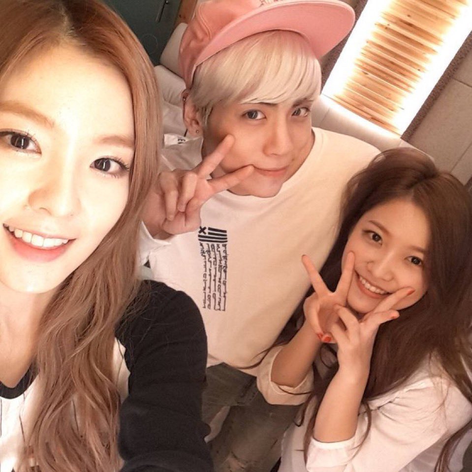 dailyjjonghyun tweet picture
