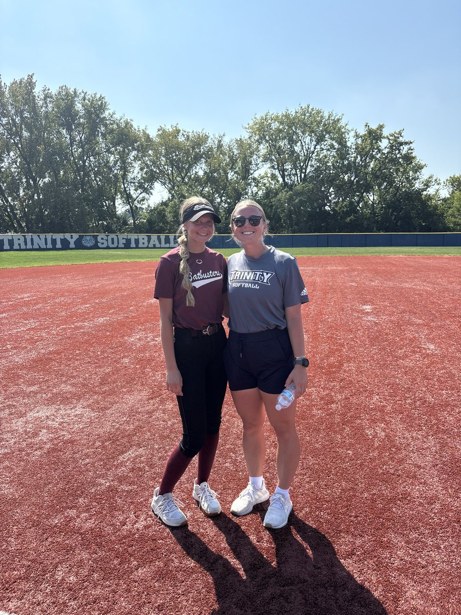 Thank you <a href="/elister22/">Ellie Manderfeld</a> and <a href="/TrollsSoftball/">Trinity Christian Softball</a> for a great camp!! I loved getting good work in with you and getting to know the school!! Go Trolls!!