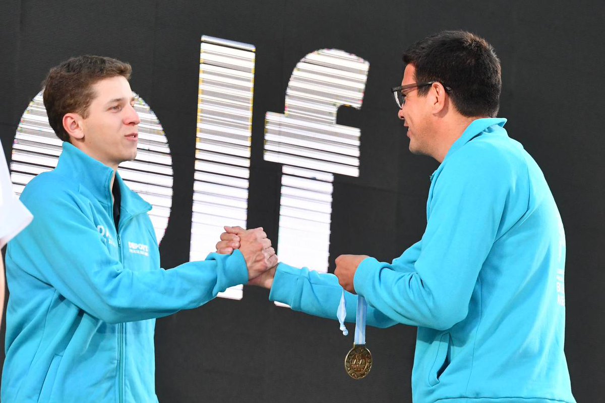 Andrés Larroque tweet media