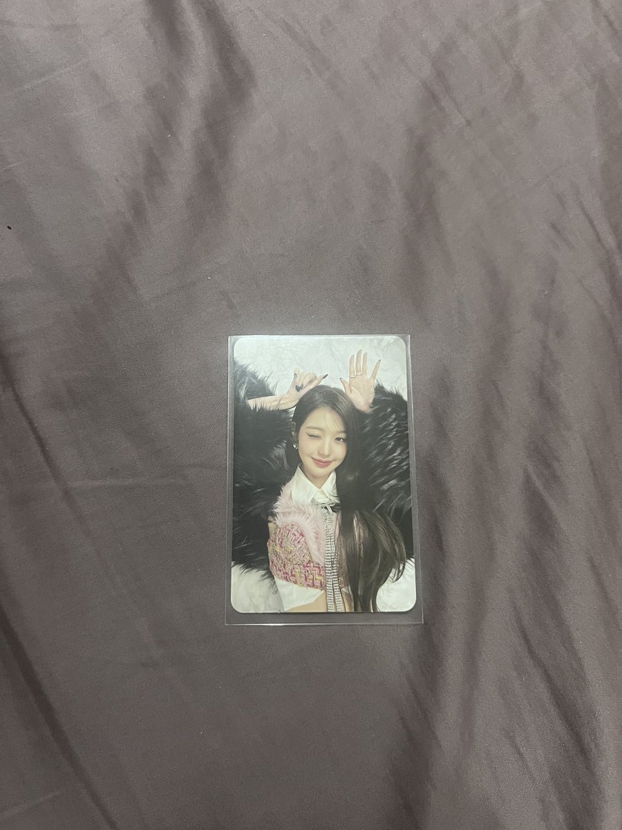 HMrol05's tweet photo. WTS/LFB Wonyoung Ive Vinyl Special &amp; Minive Pcs
650 each
MOP: Gcash
MOD: SDD, Lbc, J&amp;T, Lalamove
Mint never been used just brought out to check
Feel free to dm for inquiries :)) https://t.co/wWHI77z7pz