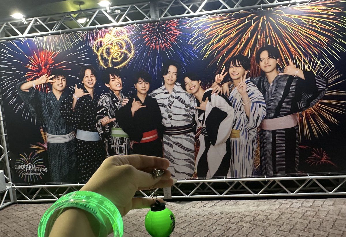 izumin_sogood's tweet image. 花火一緒に見ました🎆

この時間がずっと続いてほしいと思った✨

めっちゃ楽しかった😆
幸せです♡

ほんとにほんとにありがとう‼︎

#timelesz_FAMeeting 
#FAMタム