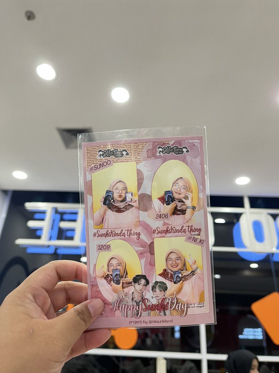 This frame is soooo kyeotttt <a href="/niksunkiland/">🌸🦋</a> ✨ foto lintas fandom dan LDR antar negaraa😘 withh <a href="/ydwdrum_/">piya</a> 🫶🏻🫶🏻