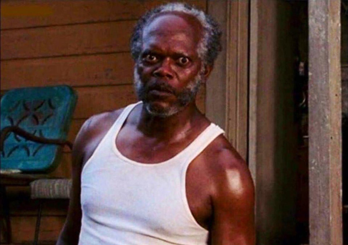 Older men don’t even be tryna hide that they staring at you.. be looking at you like this