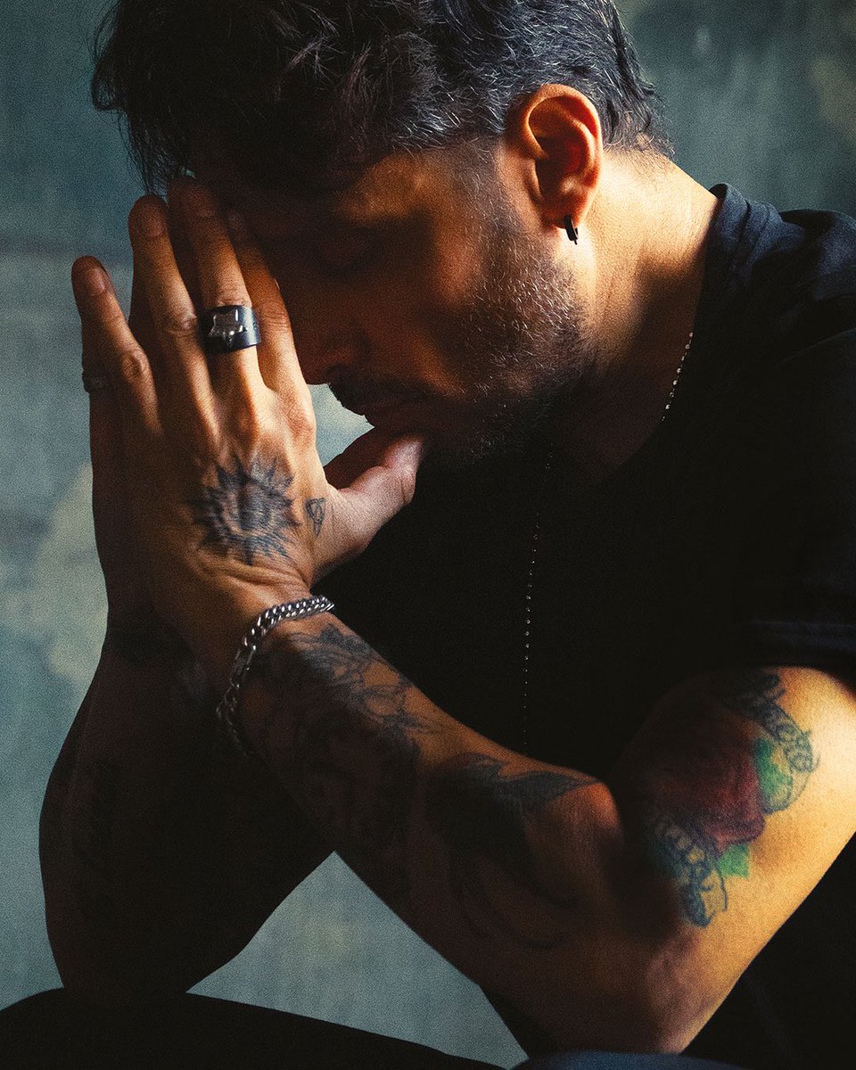 Fabrizio Moro tweet media