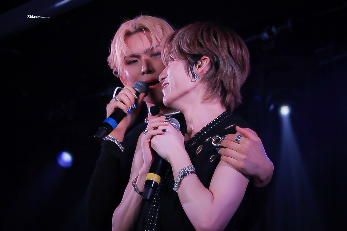 726dotcom's tweet image. 250915 도쿄 공연 2부
#XLOV #엑스러브 #현 #HYUN #ヒョン #김진형 #하루 #HARU #ハル #暖琉