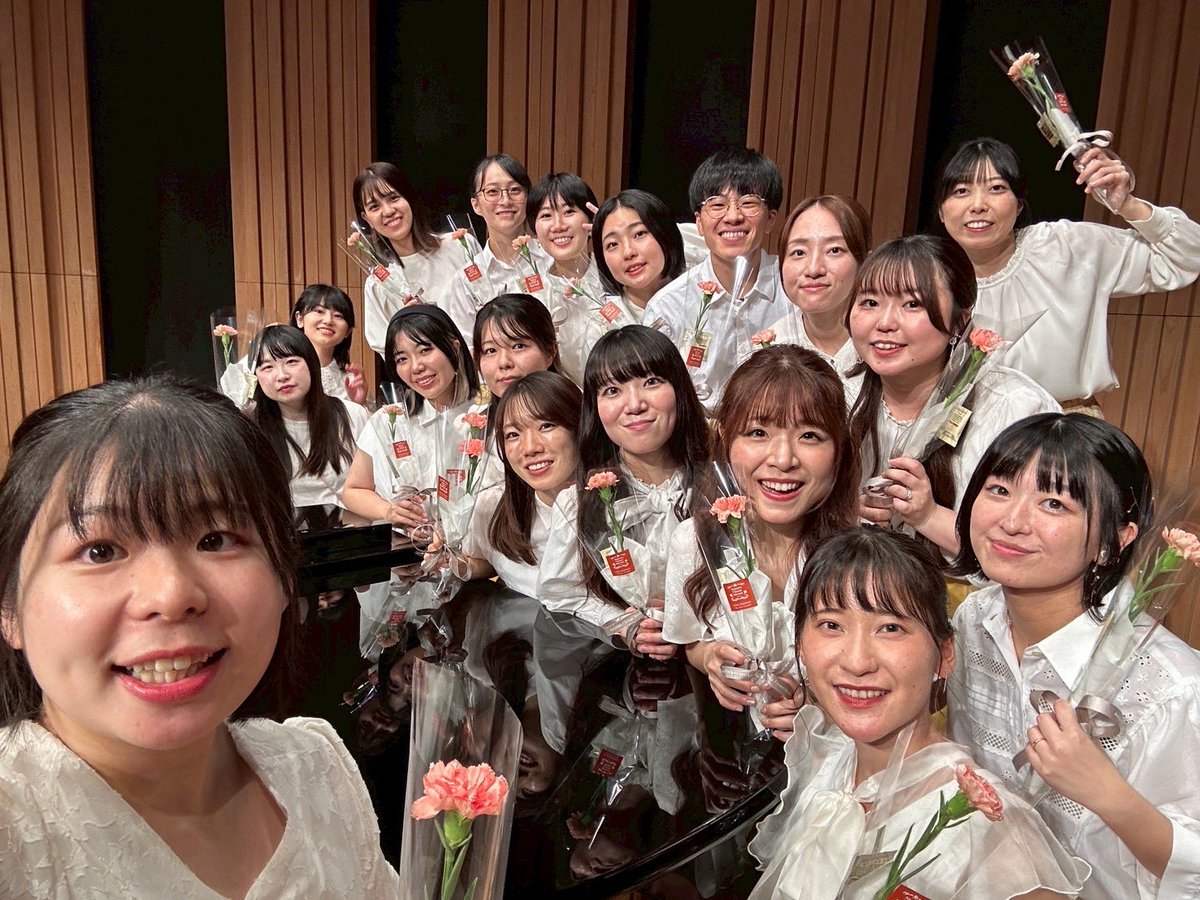 sparkle17me's tweet photo. Sparkle 2nd concertにご来場いただきありがとうございました！今日のコンサートの動画は後日公式YouTubeに上がります。チャンネル登録をしてお待ちください✨
また、パンフレットに記載のQRコードより、感想をお待ちしています♪
#スパークルセカンドコン https://t.co/ko3JjCAzGi