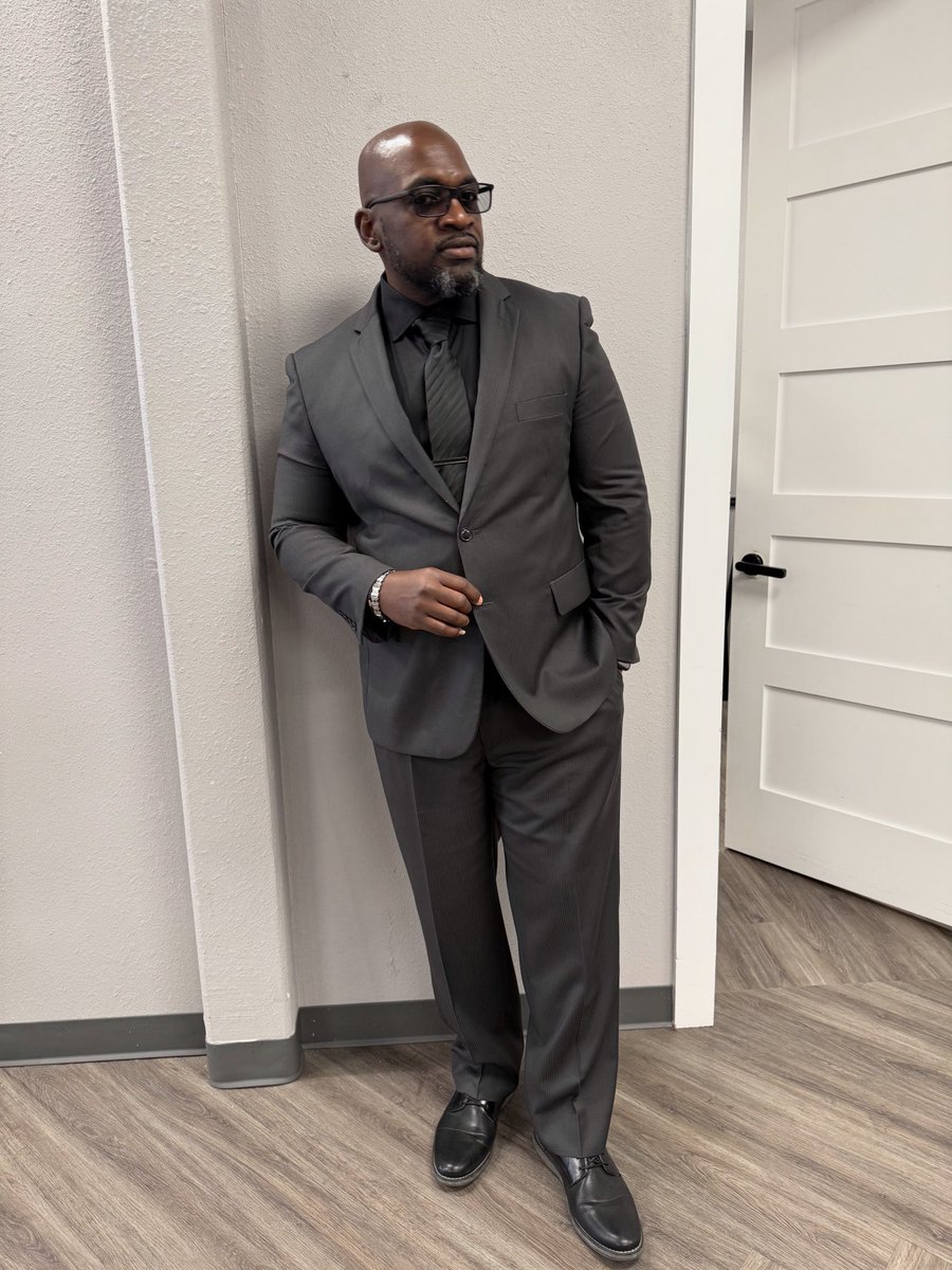 BIG SKIP tweet media