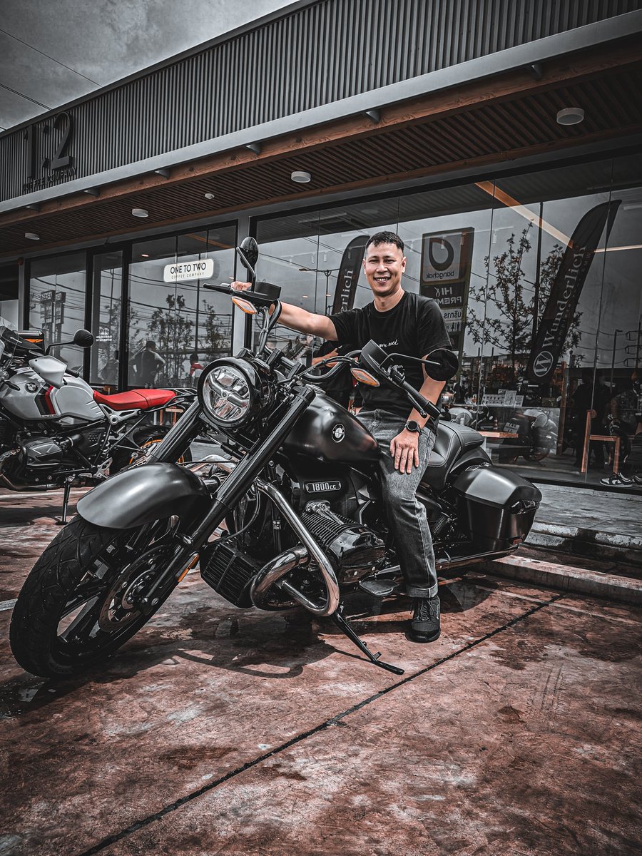 rajchasate's tweet image. ไปเถอะคนสวย
นี่ก็ตัวท็อปอะ ไม่ใช่ตัวเลือก🤣
#BMWR18Roctane #DesignConcept #MotorcycleDesign #ClassicBike #ArtOnWheels #หาเพื่อน #สาวอวบ #สาวใหญ่ #fwbกทม #fwbกรุงเทพ