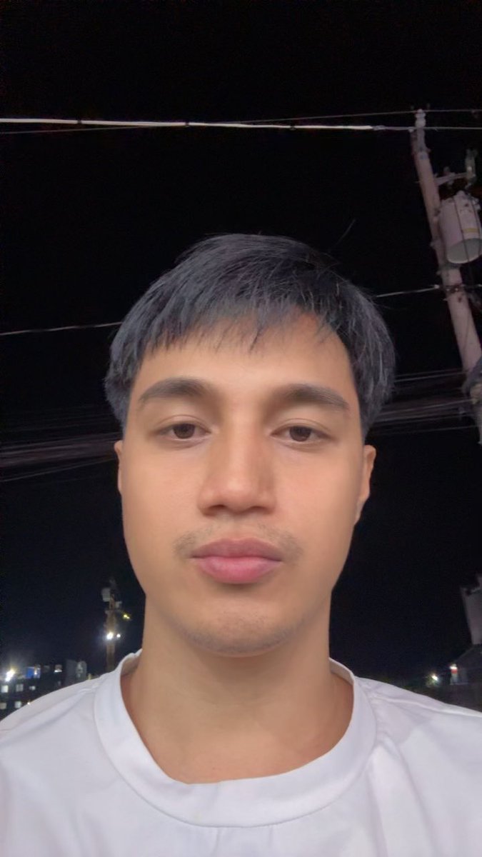 😗