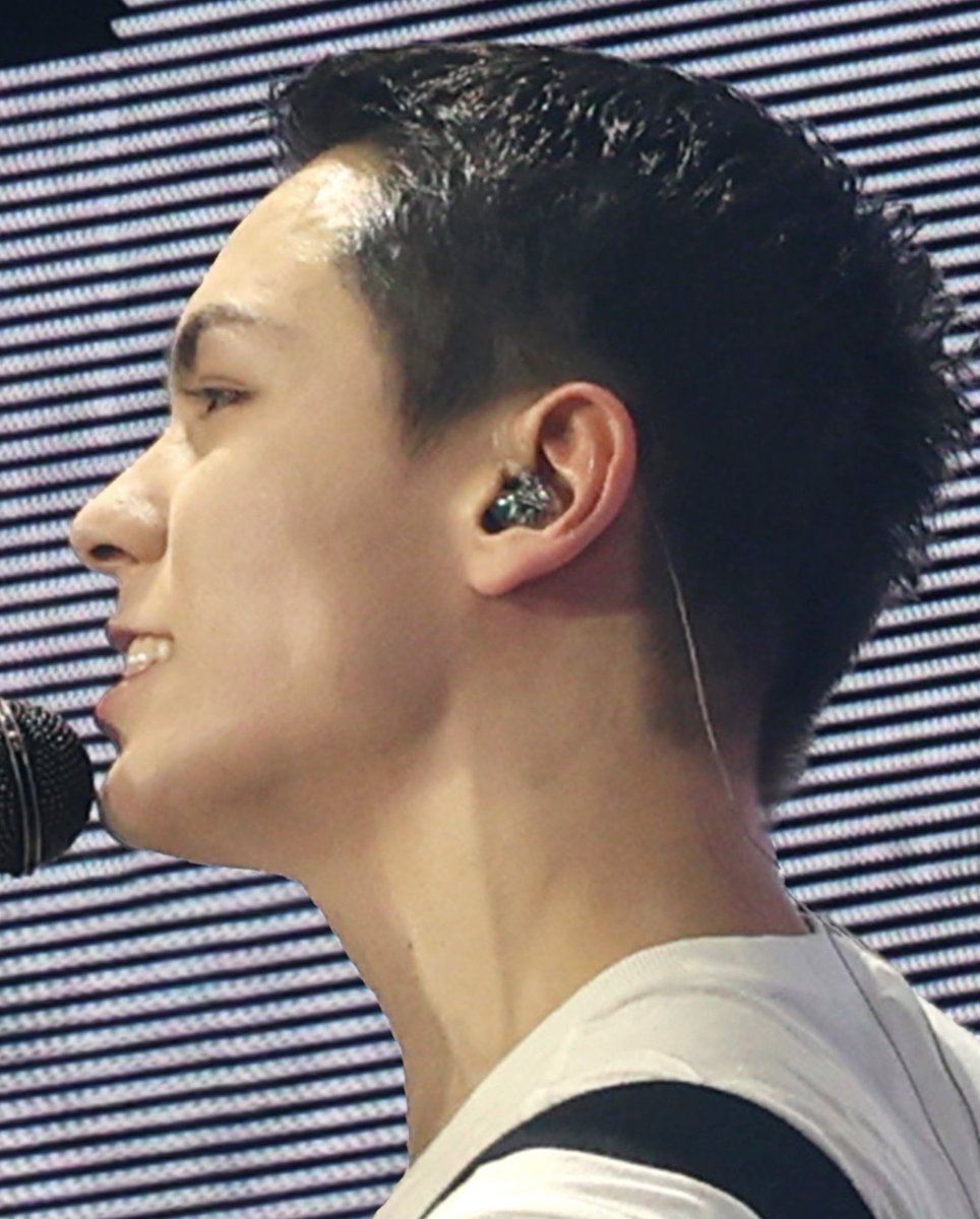 THE VEINS ON HIS NECK 😵‍💫😵‍💫😵‍💫
