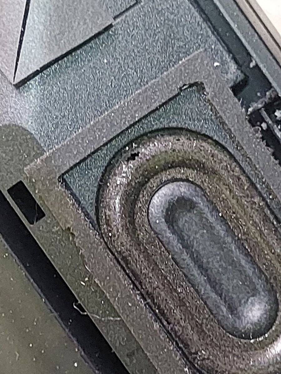 yuvrajvermavv's tweet image. "Hi @HPSupport, I purchased an HP Omen 16 gaming laptop in May 2025. the speakers already damaged. I already filed a case, your technician checked &amp;amp; said repair needs company approval. Kindly expedite the approval and resolve this issue  #HPOmen #Support"