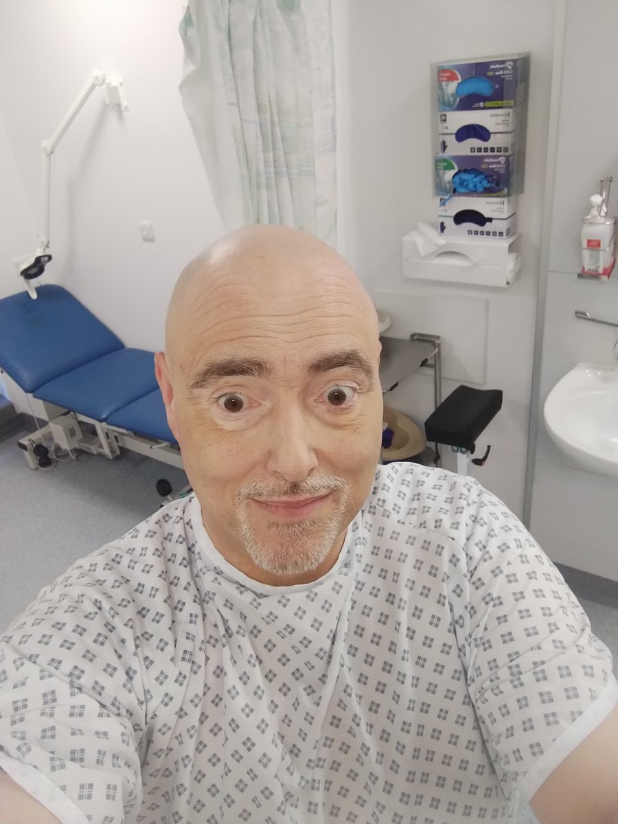 monkeyfun1001's tweet image. Here we go again, another day, another hospital stay