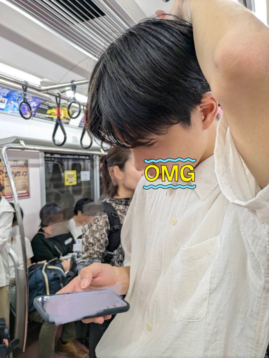 疲れすぎて電車で立ったまま寝かけてた